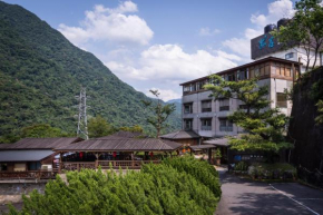 Wulai SungLyu Hot Spring Resort, Wulai District